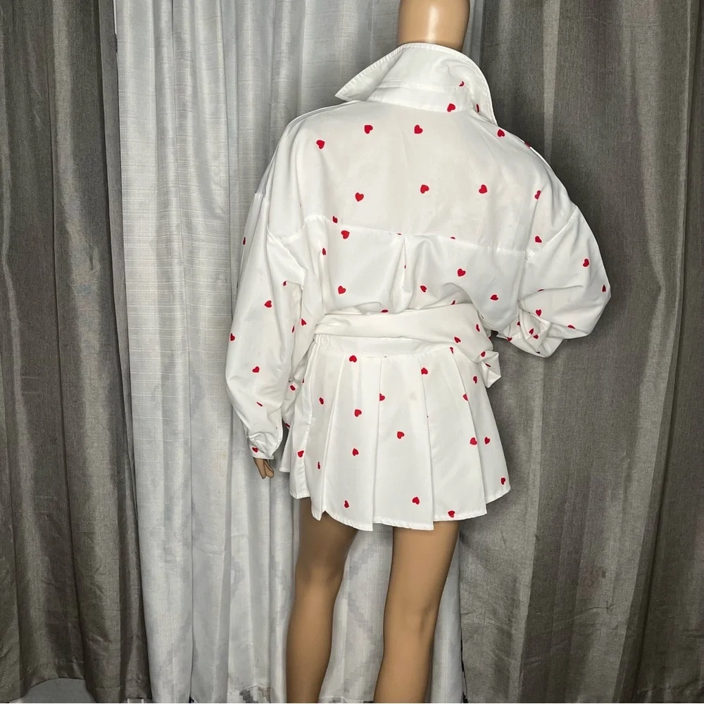SHEIN Heart Print Shirt and Pleated Skort Set XS